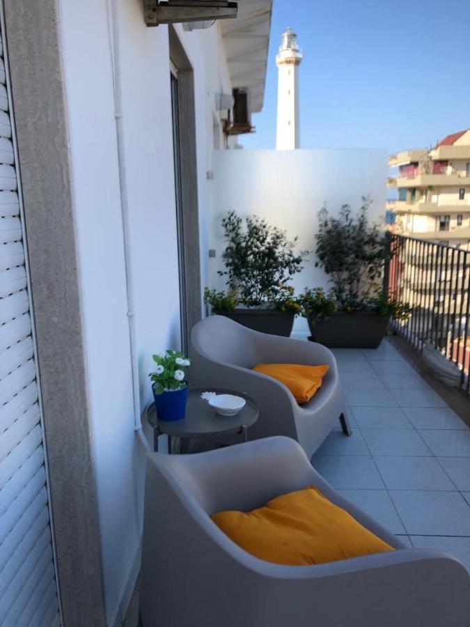 Faro Sul Mare Luxury Apartment - Zona Fiera บารี ภายนอก รูปภาพ