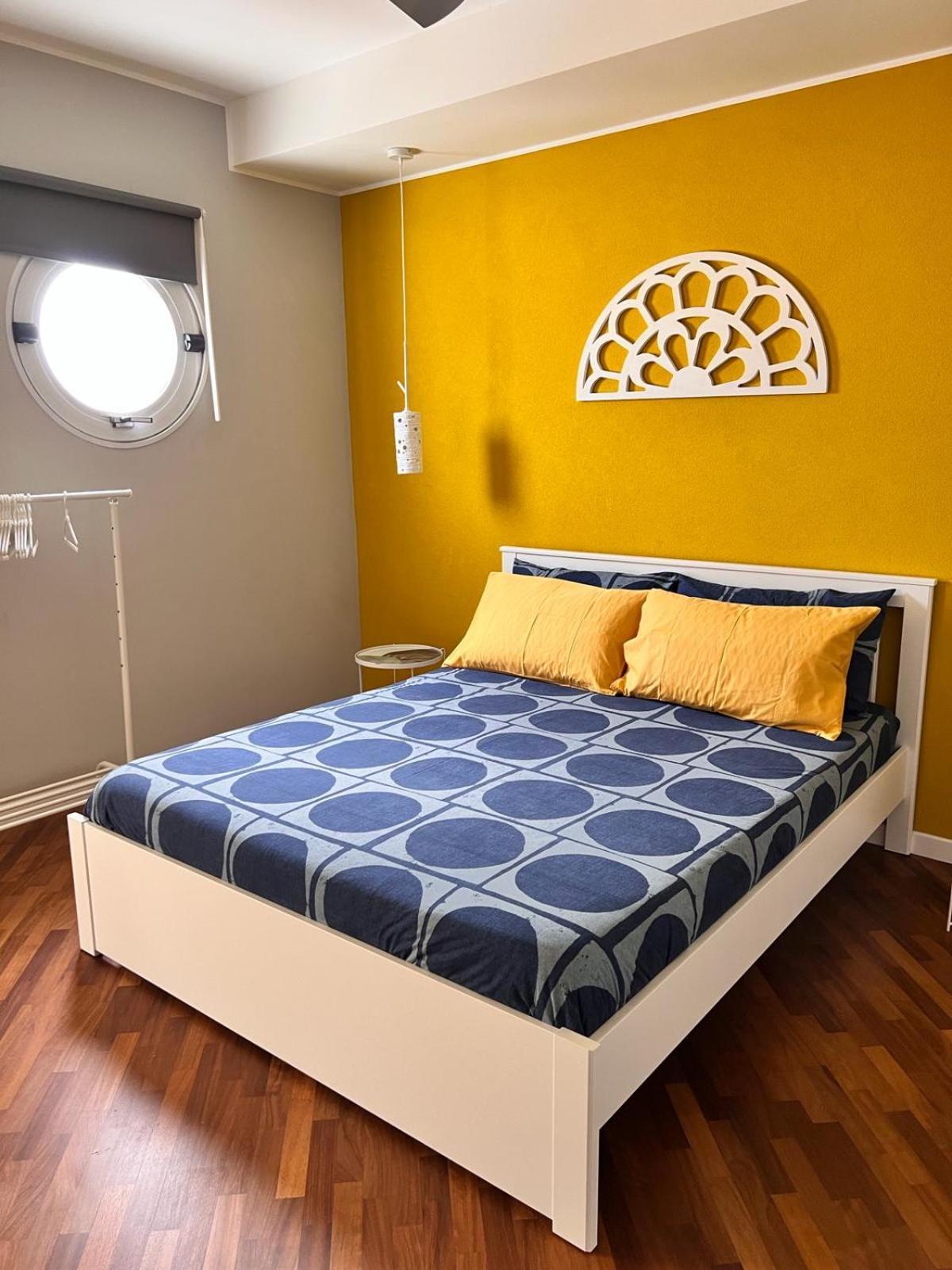 Faro Sul Mare Luxury Apartment - Zona Fiera บารี ภายนอก รูปภาพ